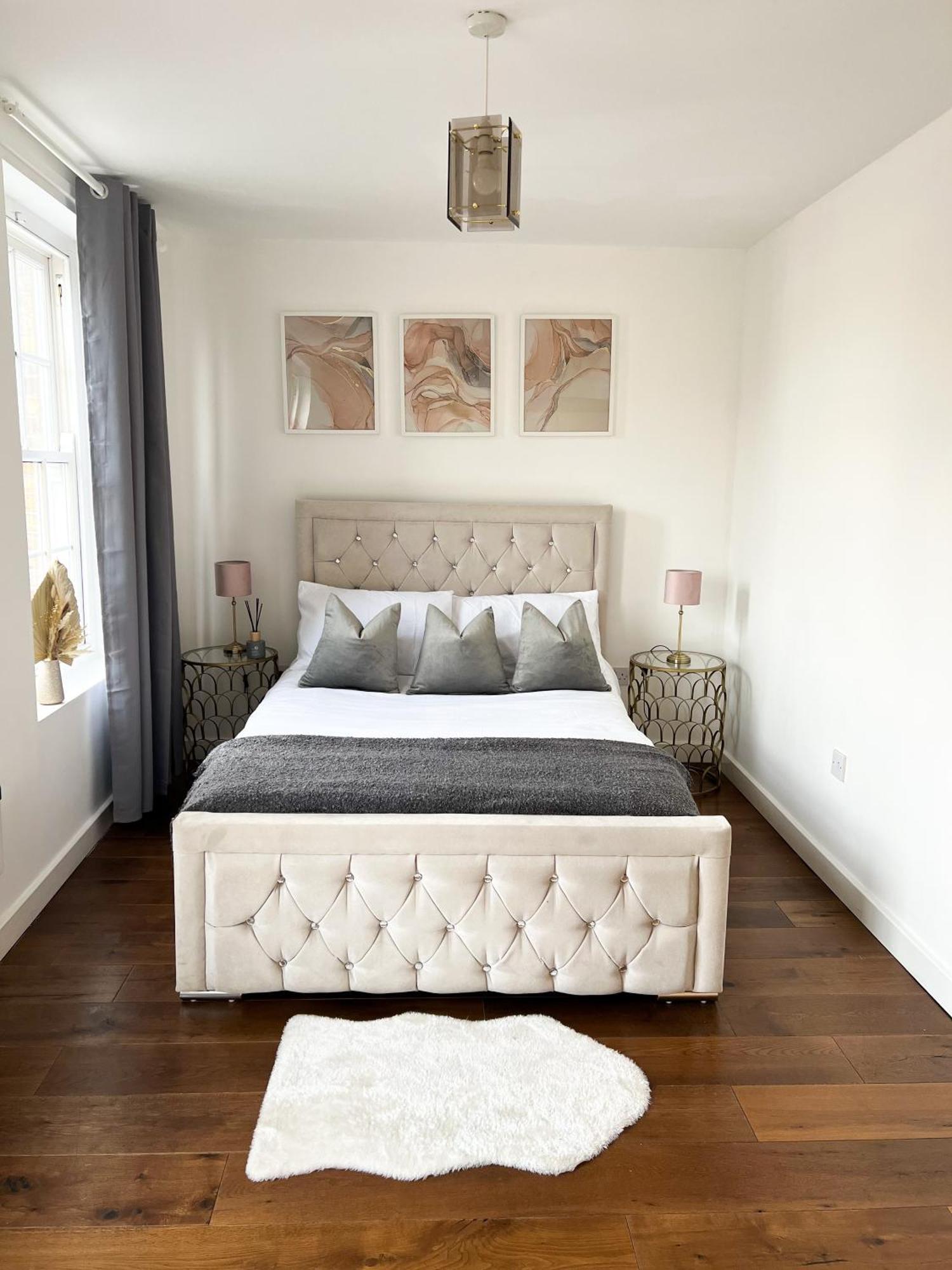 London Stylish 1 Bedroom Apartment ภายนอก รูปภาพ