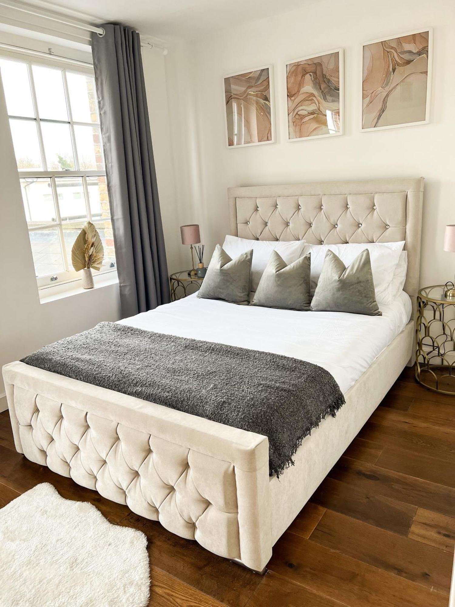 London Stylish 1 Bedroom Apartment ภายนอก รูปภาพ