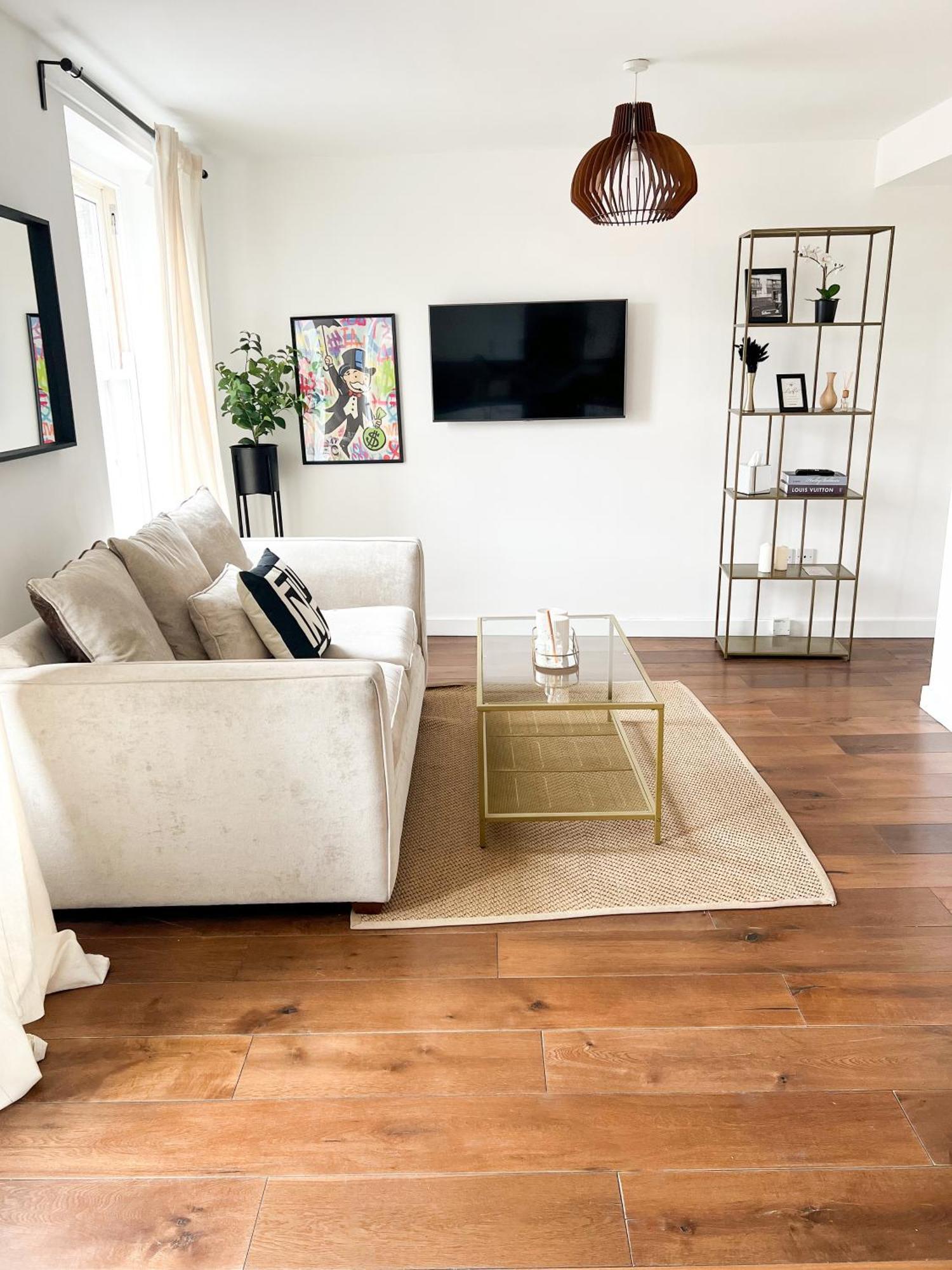 London Stylish 1 Bedroom Apartment ภายนอก รูปภาพ